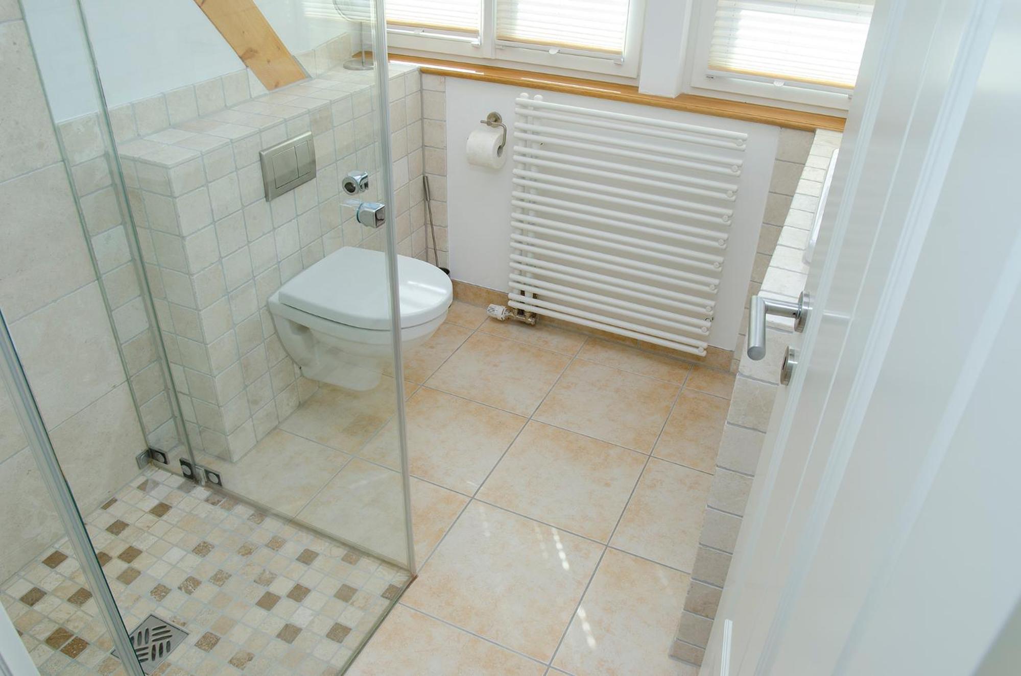 Urlaub beim Winzer - Ferienwohnung IDIG mit Balkon