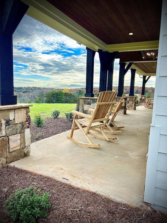 The Nest at Cardinal Hill Dahlonega view 5