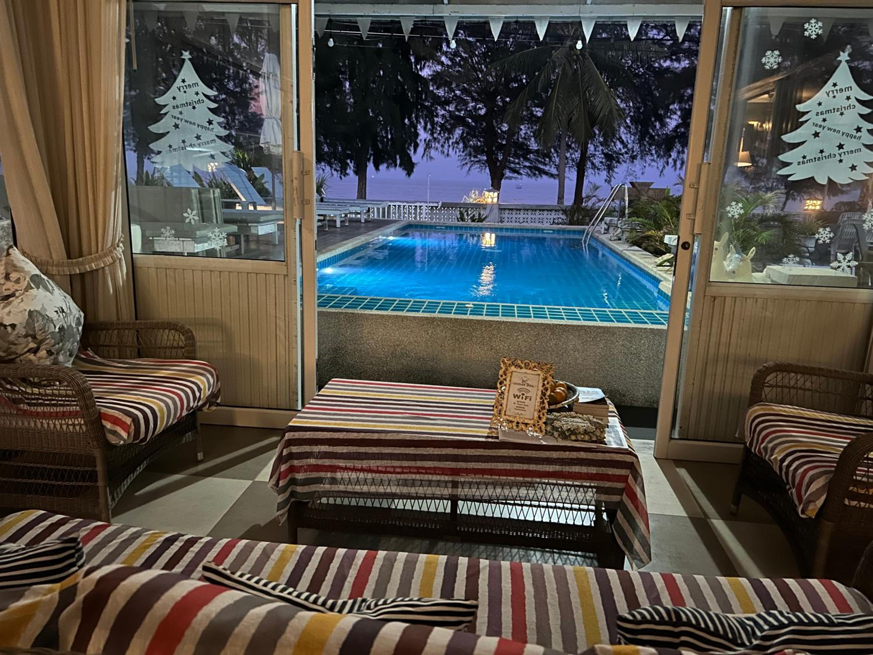 lounge
