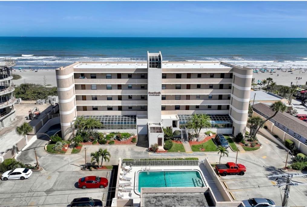 Beach Living at its Best!