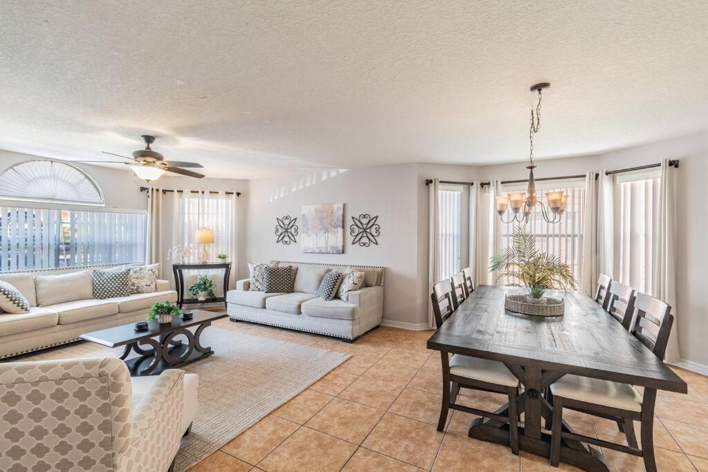 LOVE AT FIRST SIGHT! NEW Disney Home, Sleeps 6, Pool, Patio, NO Steps, LOW Rates! view 3
