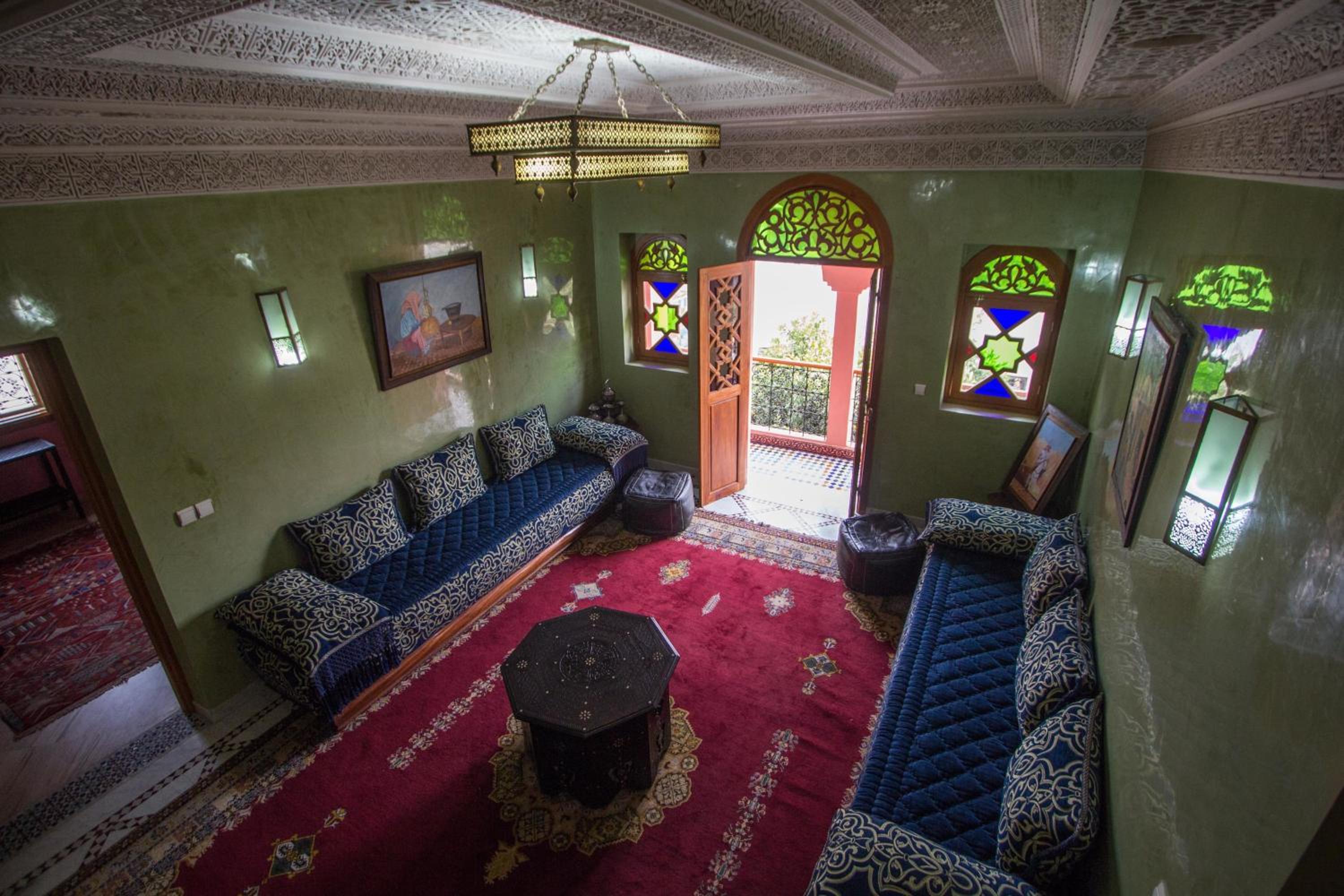 lounge