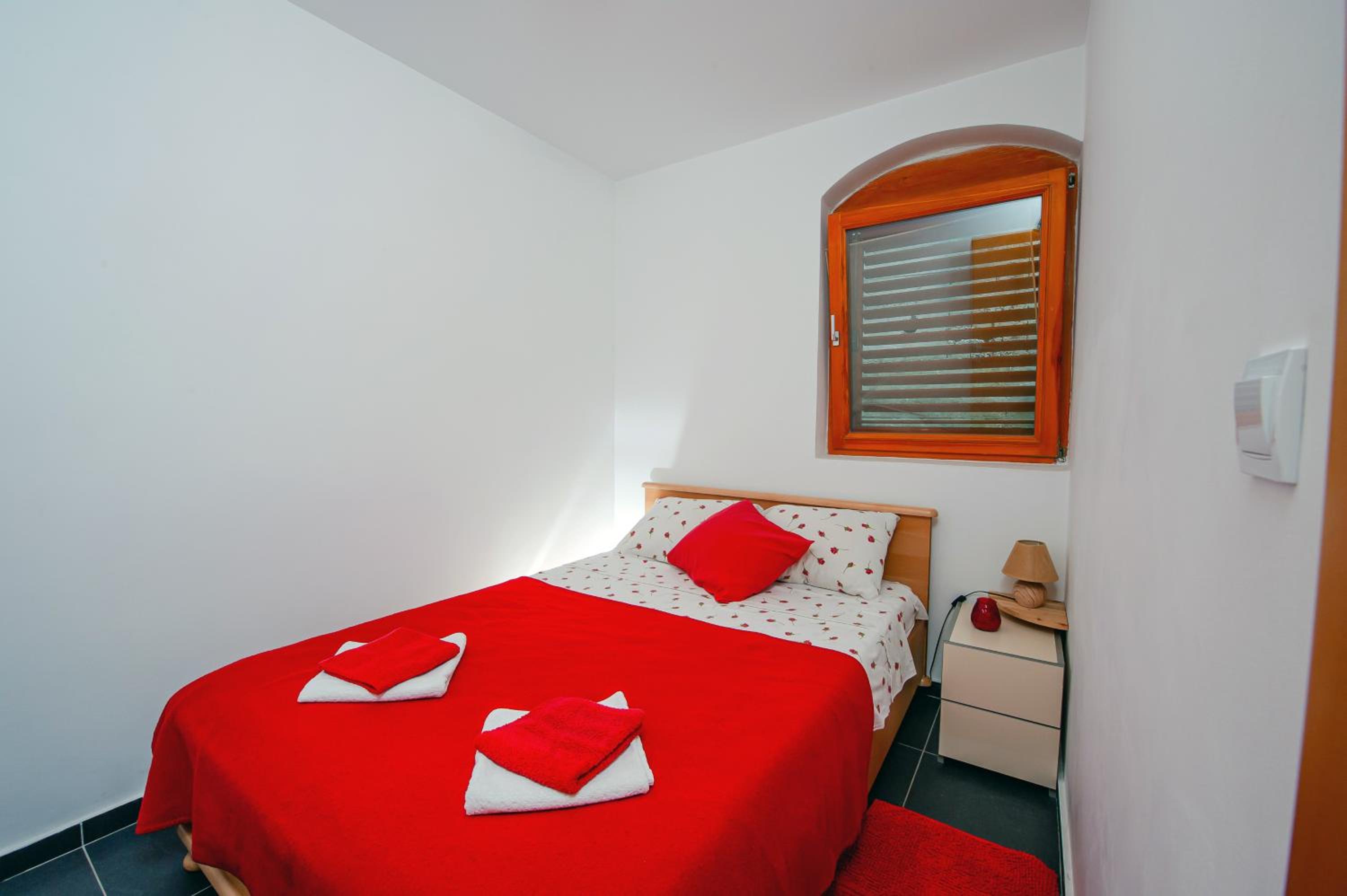Photo 42