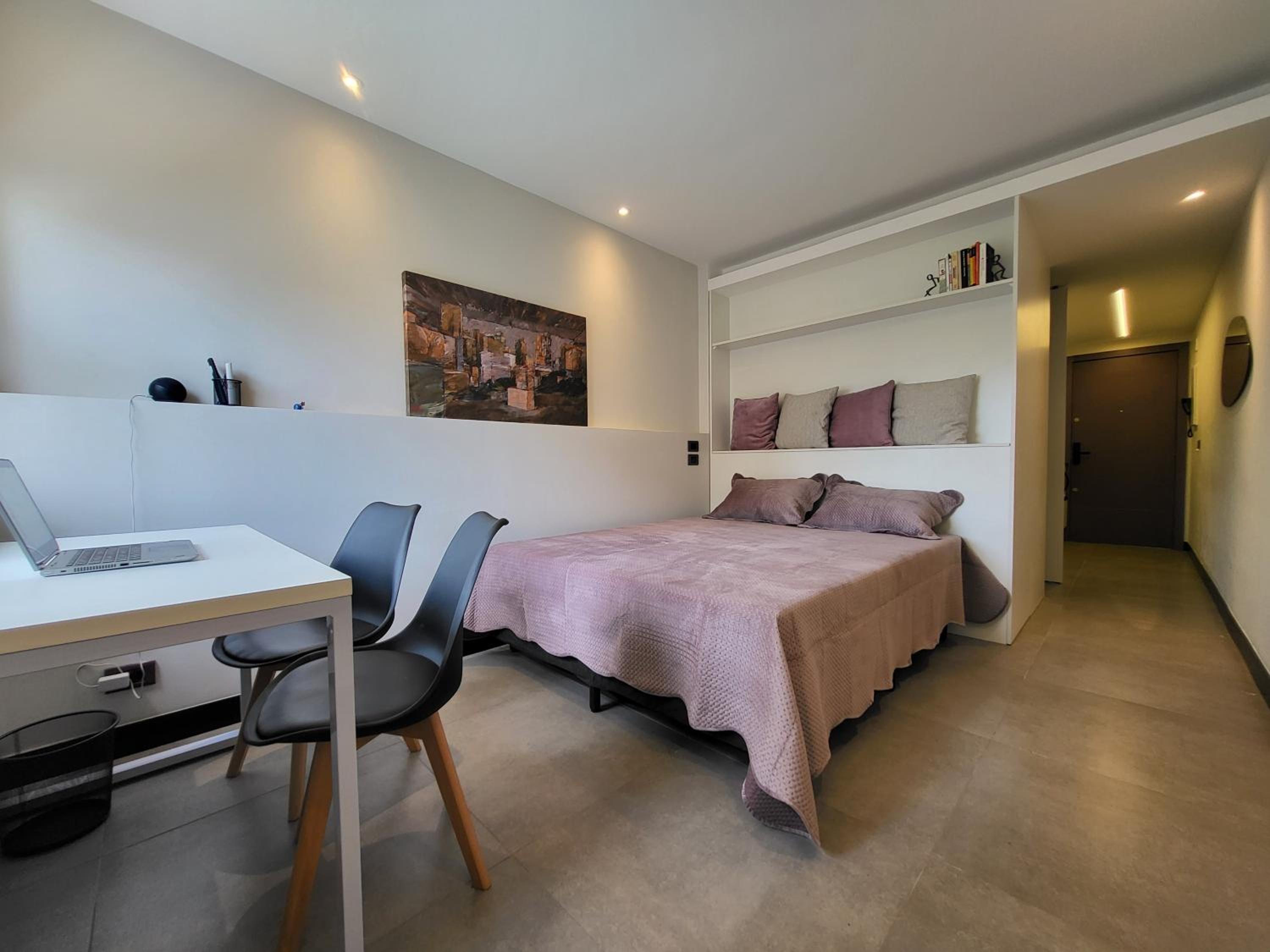 hotel room