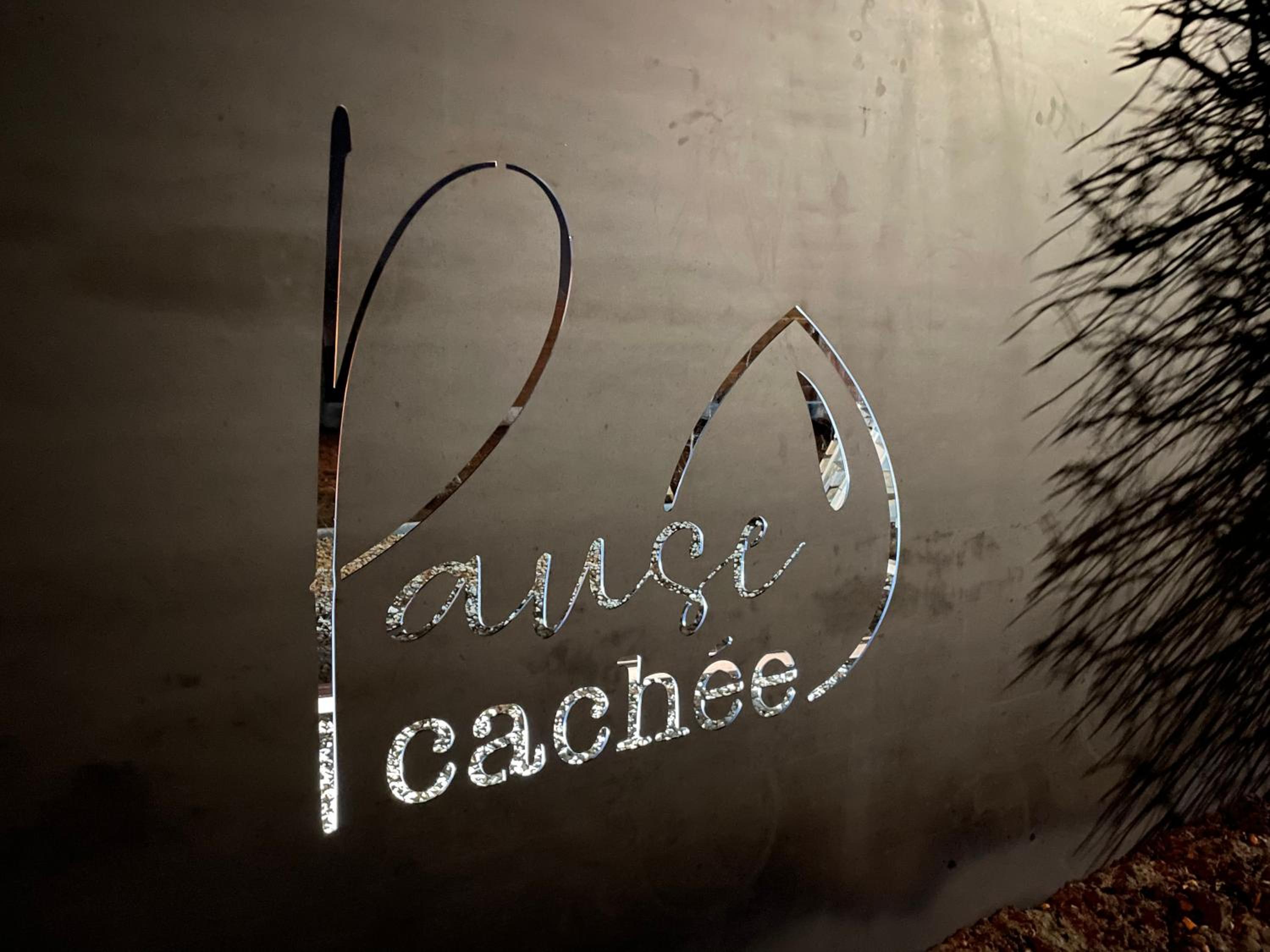 Pause Cachée