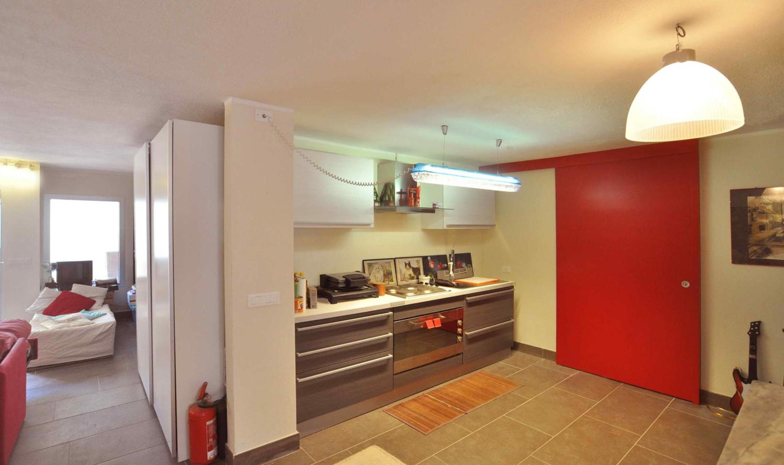 Art House Quartu - Margine Rosso