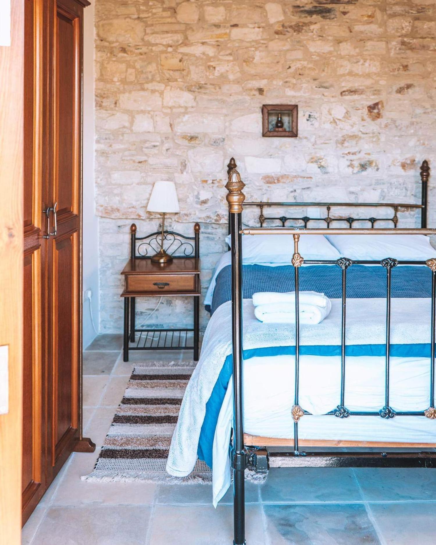 Lazaros Stonehouse