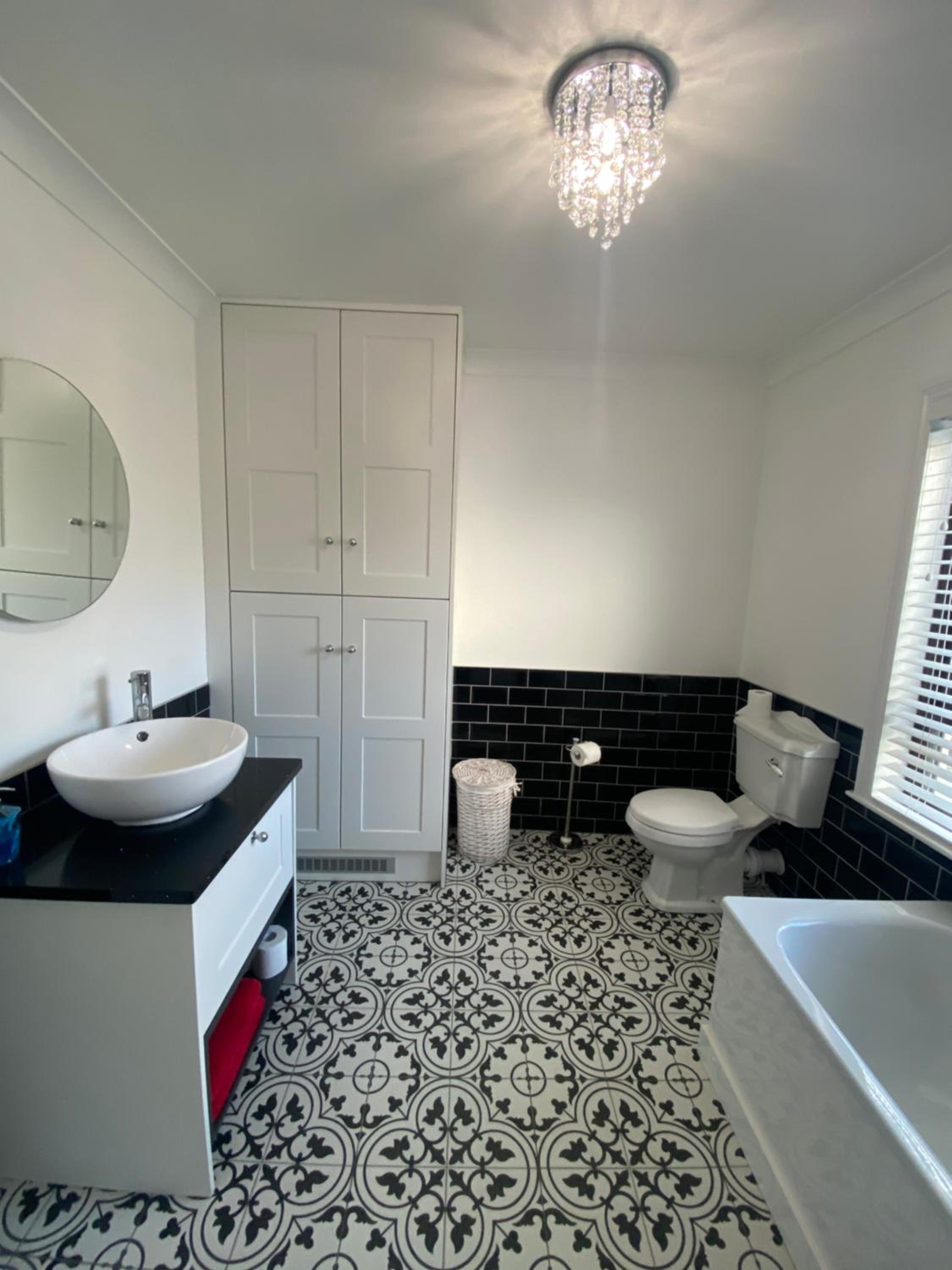 NEW LISTING Faye’s Place view 3