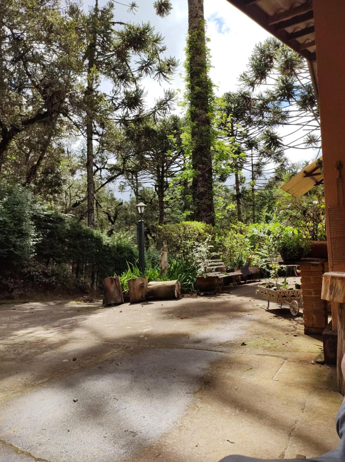 Casa em Campos do Jordão - 3 quartos, com churrasqueira