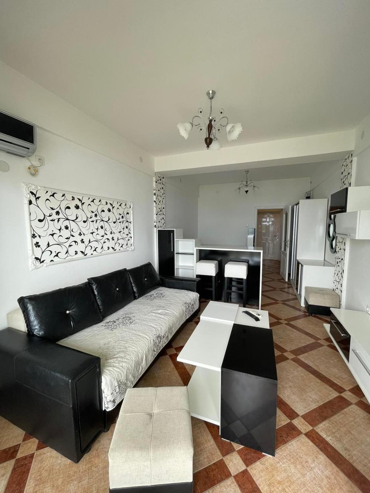 Apartments Luna Azura