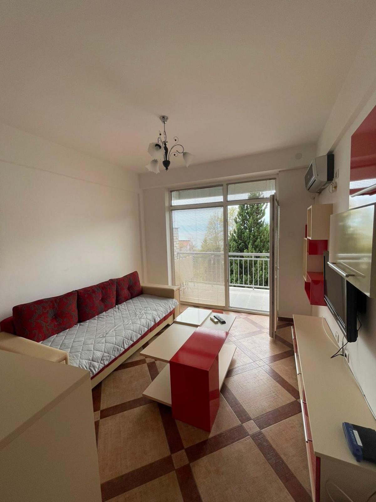 Apartments Luna Azura