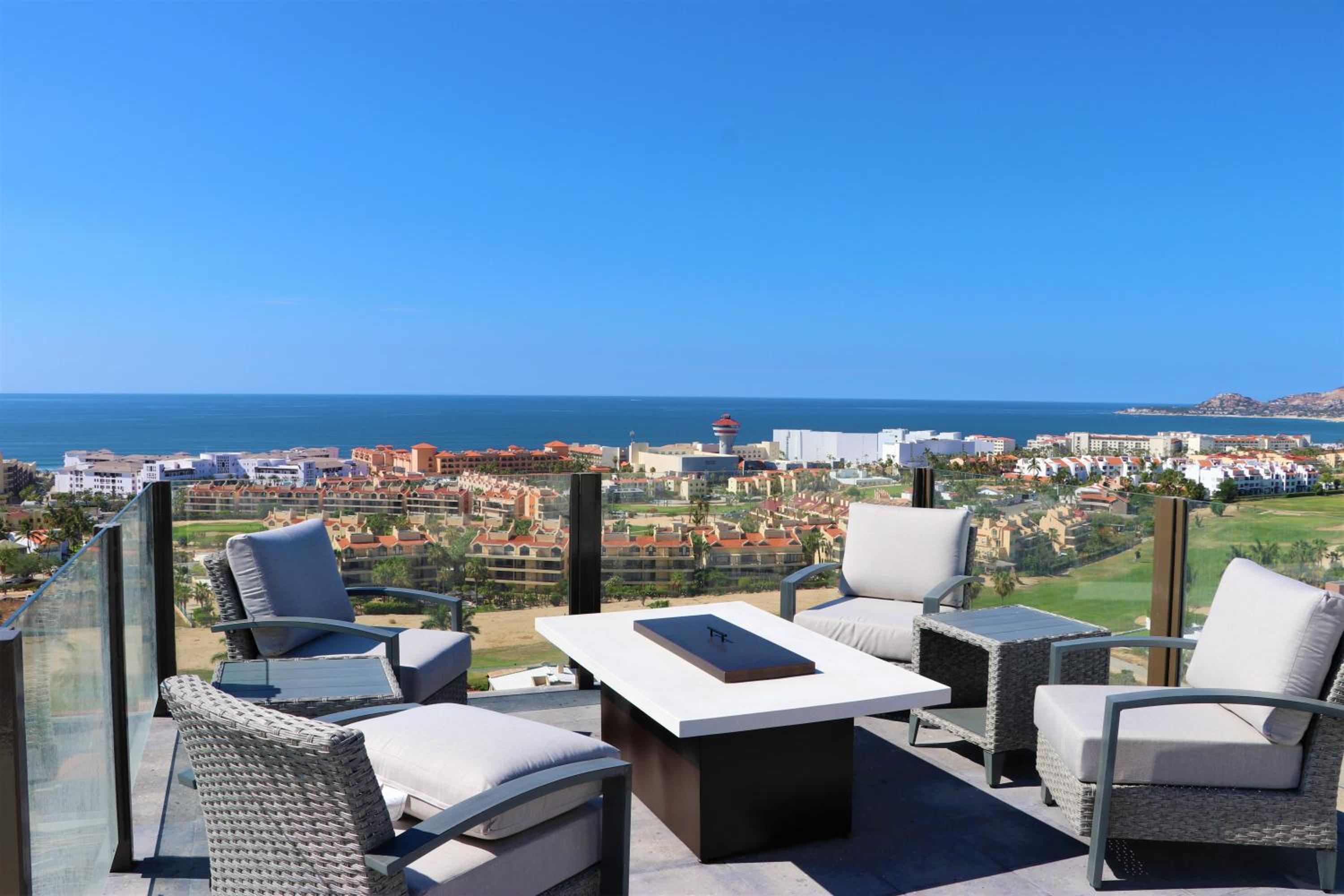 Photo 42 sur 61 de Alegranza Luxury Resort - All Master Suite