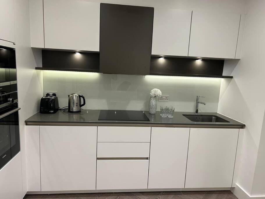 Modern 2 bedroom Flat near King’s cross.