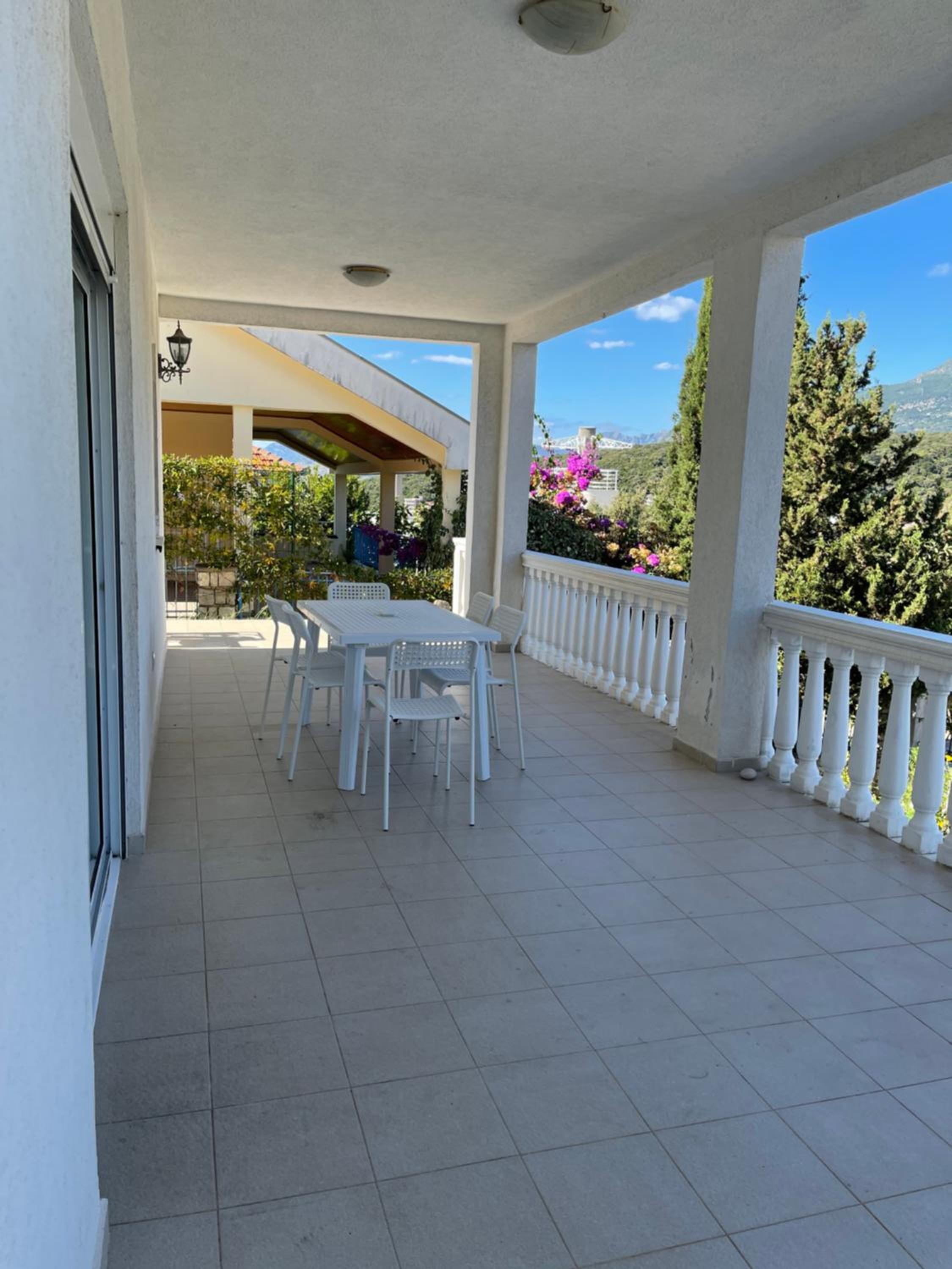 Adriatic Family House