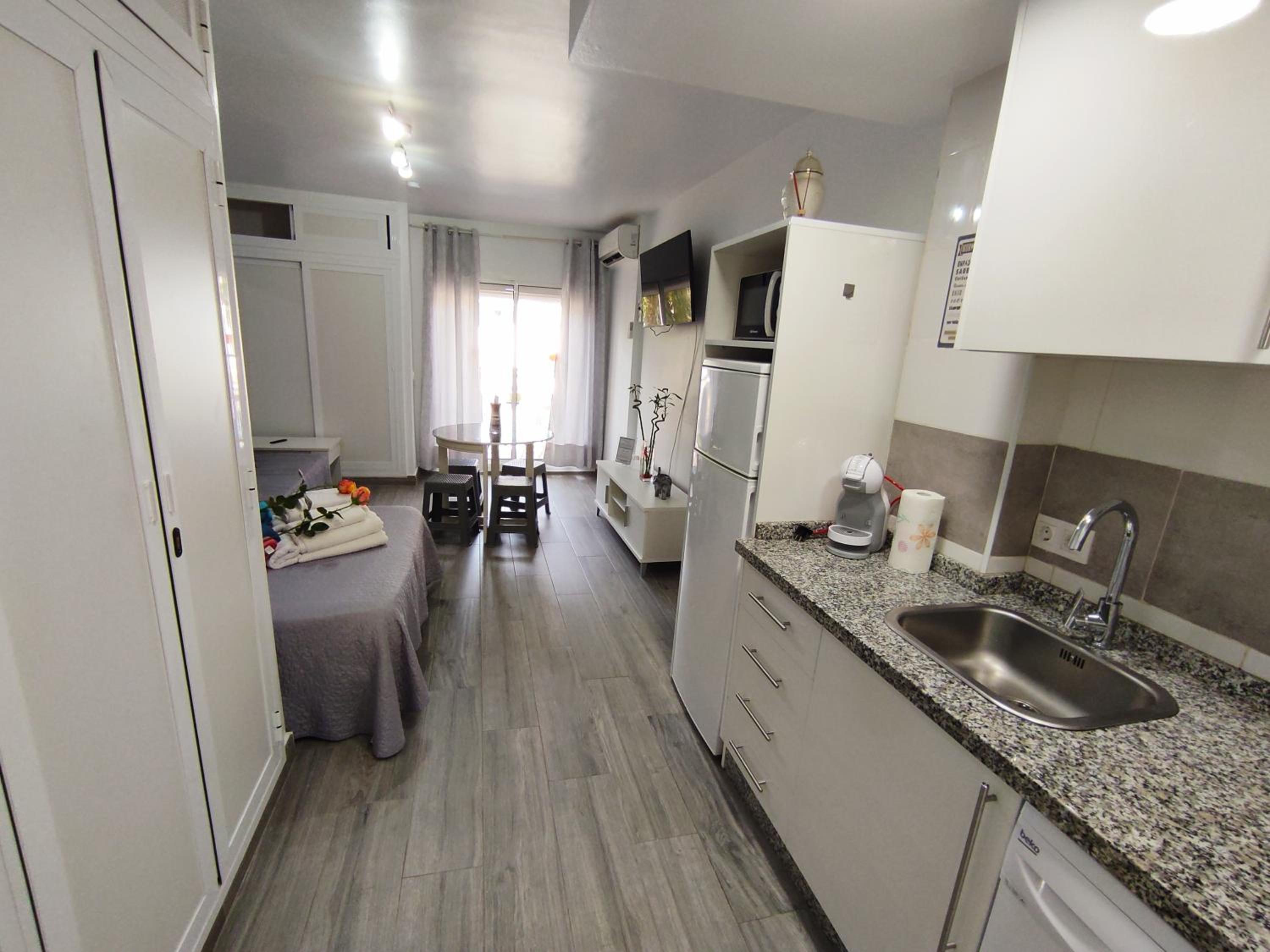 ESTUDIO JÚPITER BENALMÁDENA CERCA PLAYA