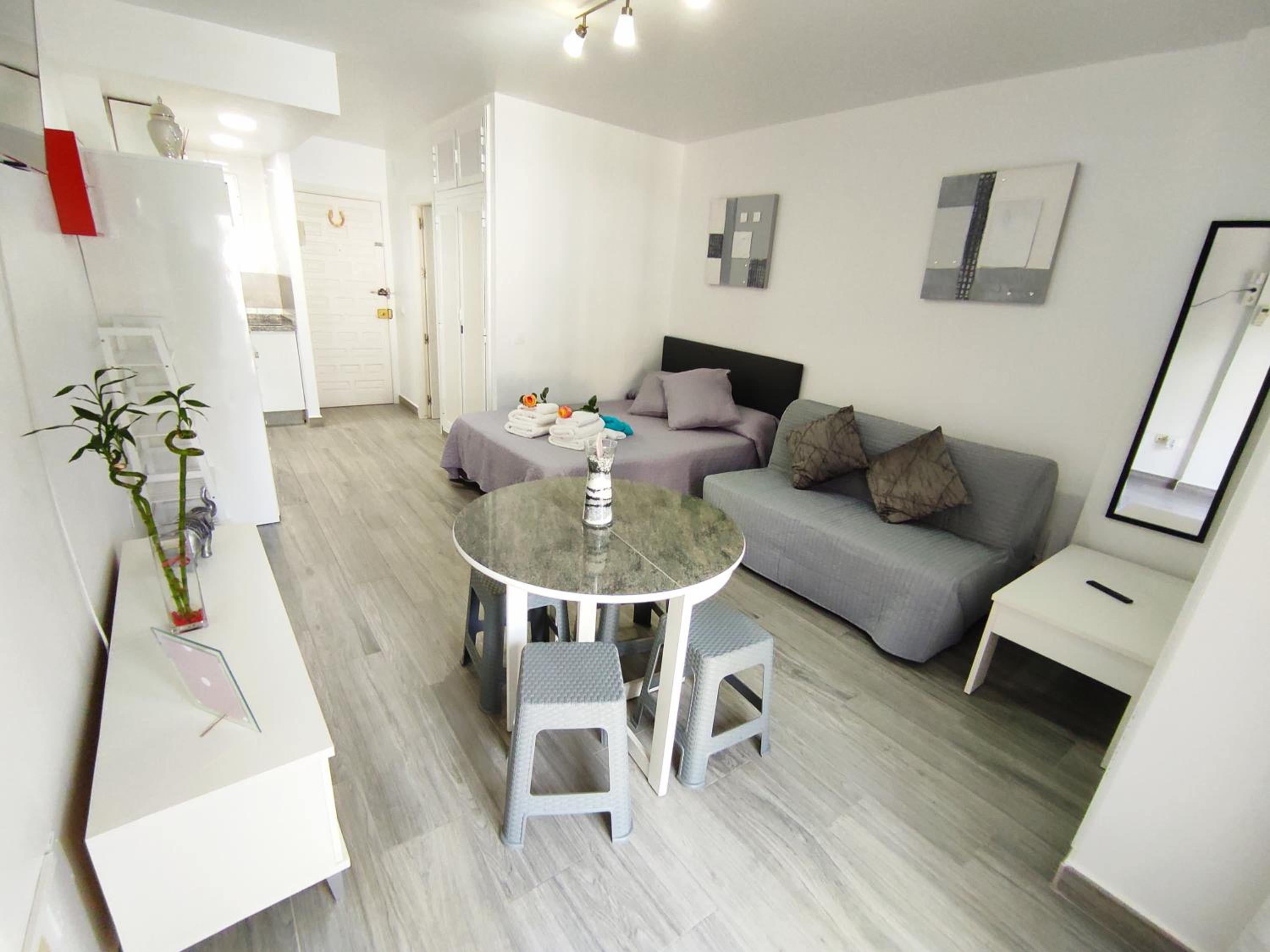 ESTUDIO JÚPITER BENALMÁDENA CERCA PLAYA