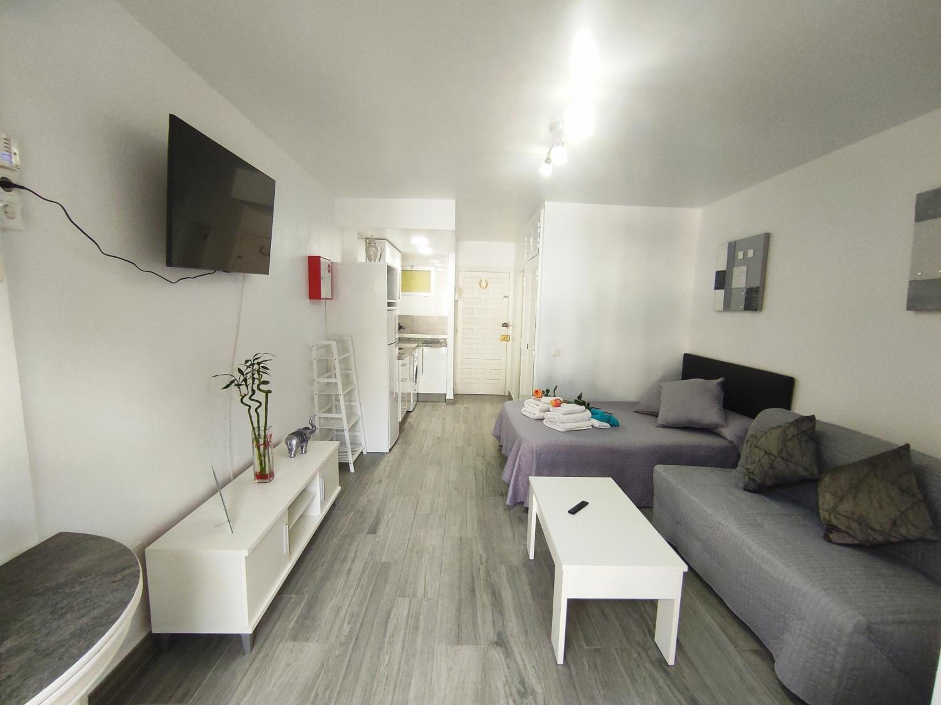 ESTUDIO JÚPITER BENALMÁDENA CERCA PLAYA