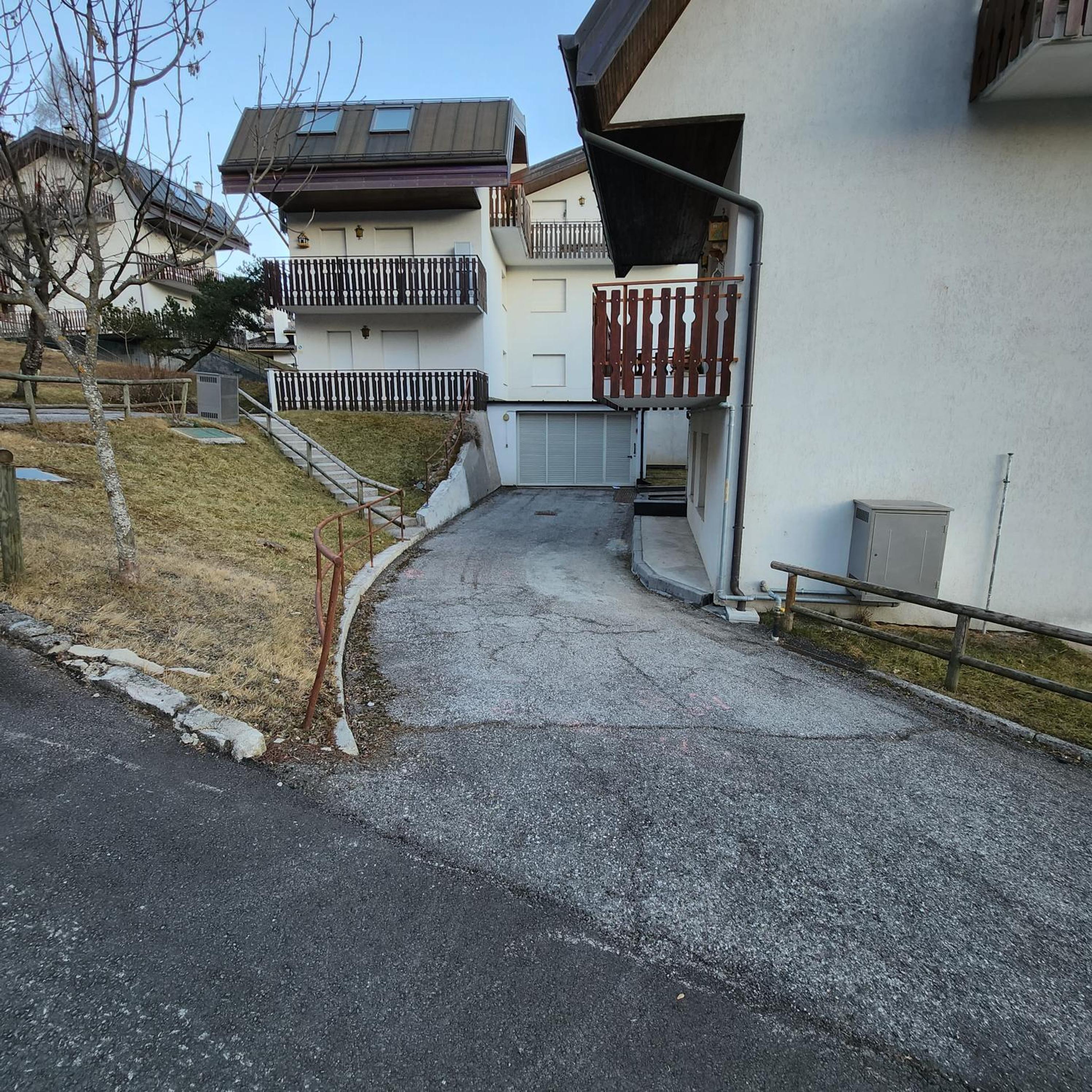Photo 32