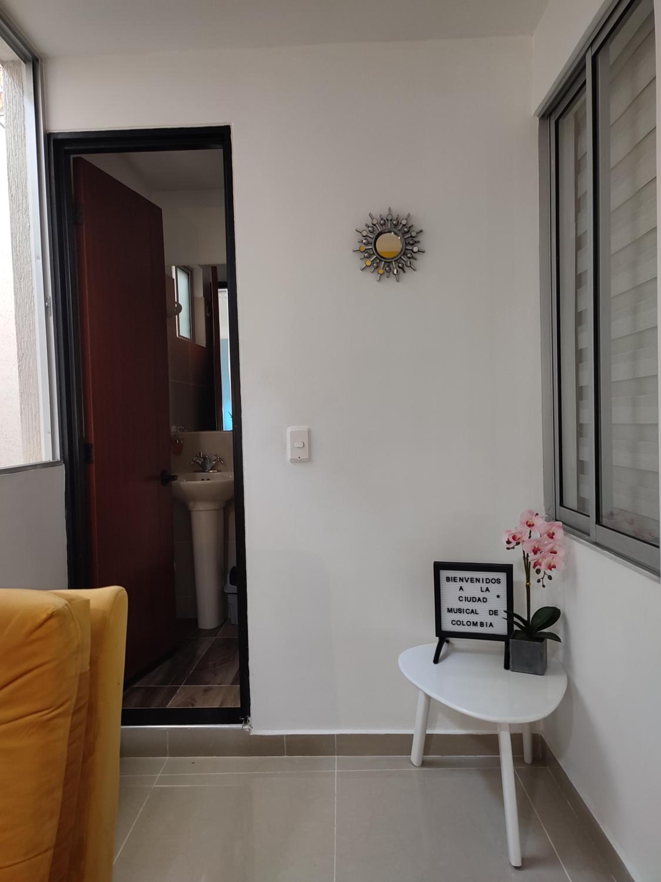 302-Cómodo y moderno apartamento de 2 habitaciones en la mejor zona céntrica de Ibagué