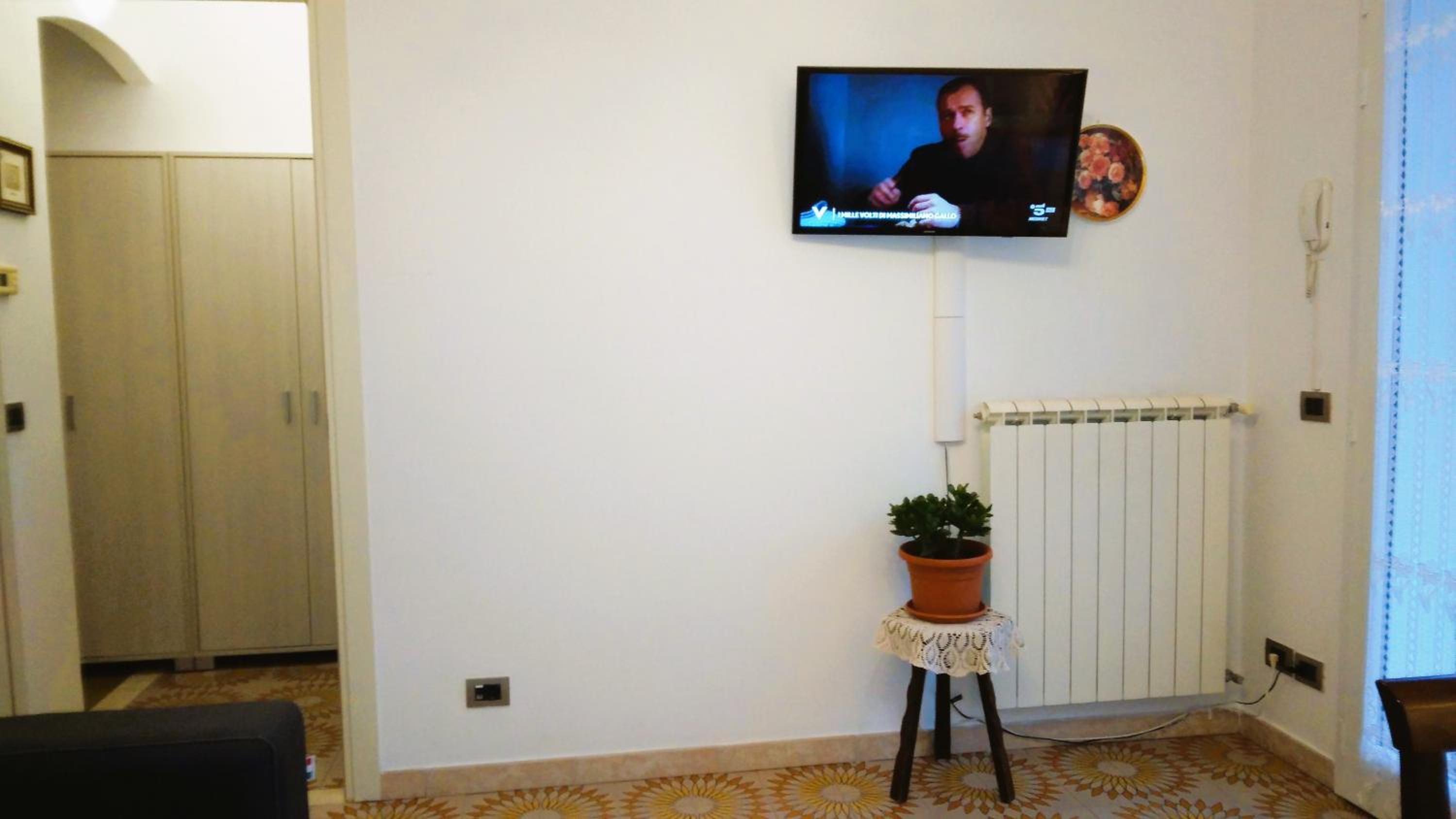 Photo 33