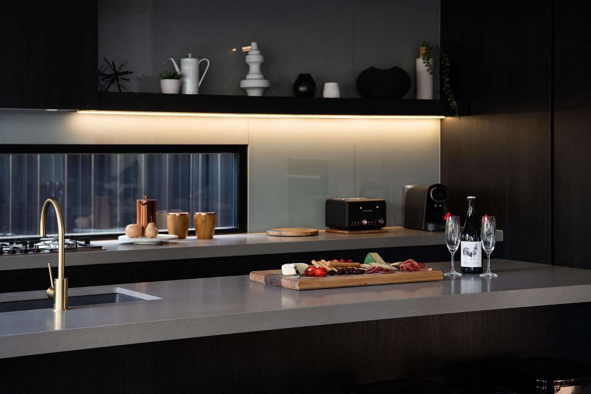 Lux on Max- stunning design, amazing views