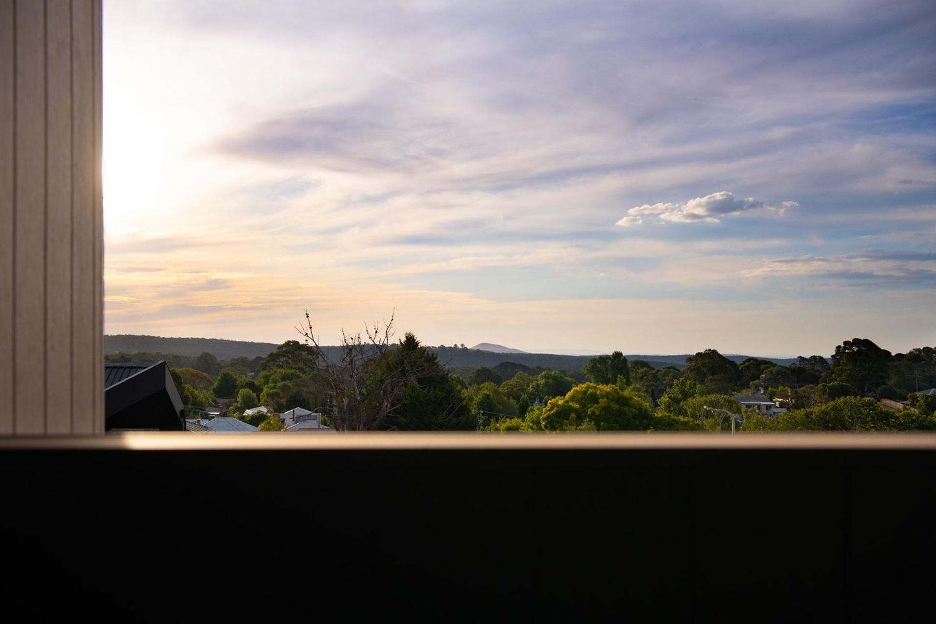 Lux on Max- stunning design, amazing views