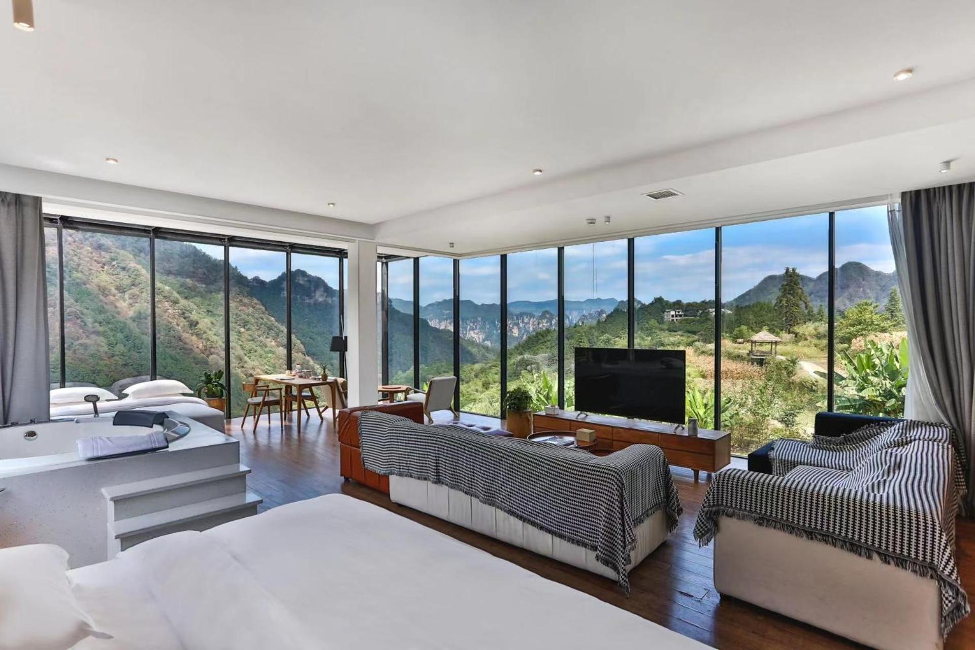 Zhangjiajie national park Purespace --2nights 1free pick-up&book tickets&5min to park