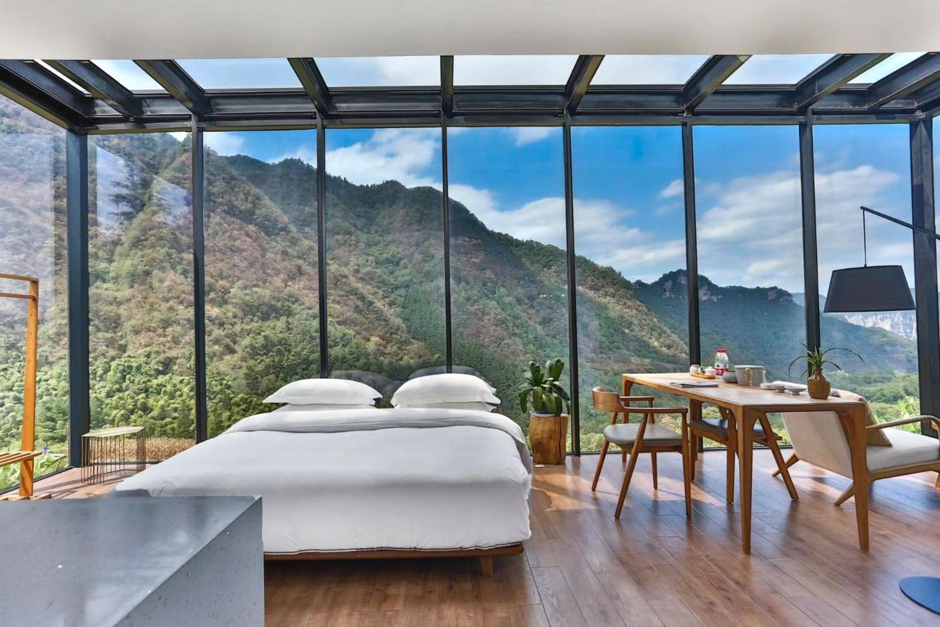 Zhangjiajie national park Purespace --2nights 1free pick-up&book tickets&5min to park