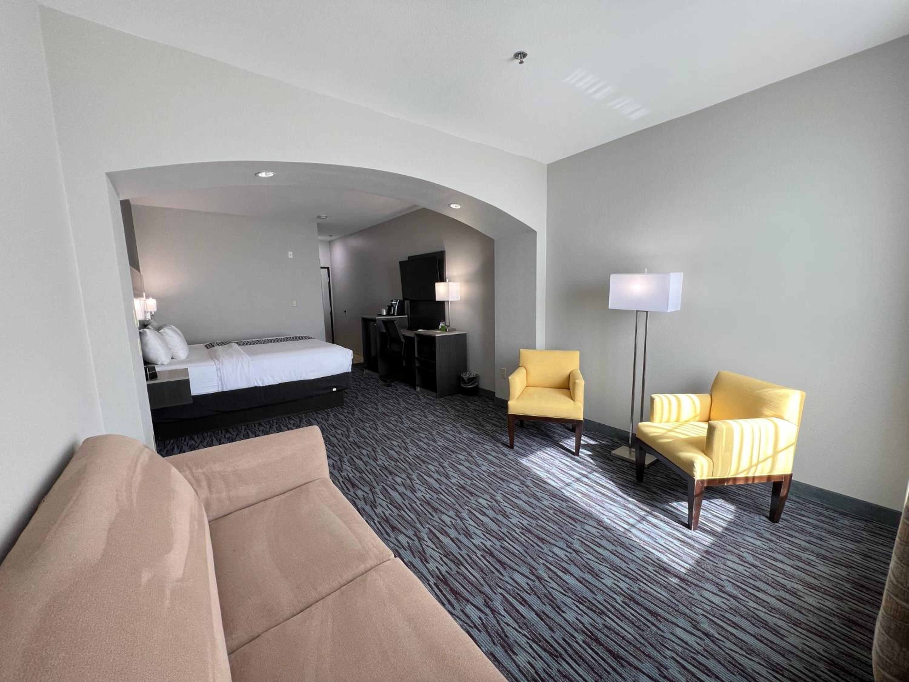 Dallas / Fort Worth Vacations - La Quinta by Wyndham Allen at The Village - Property Image 5