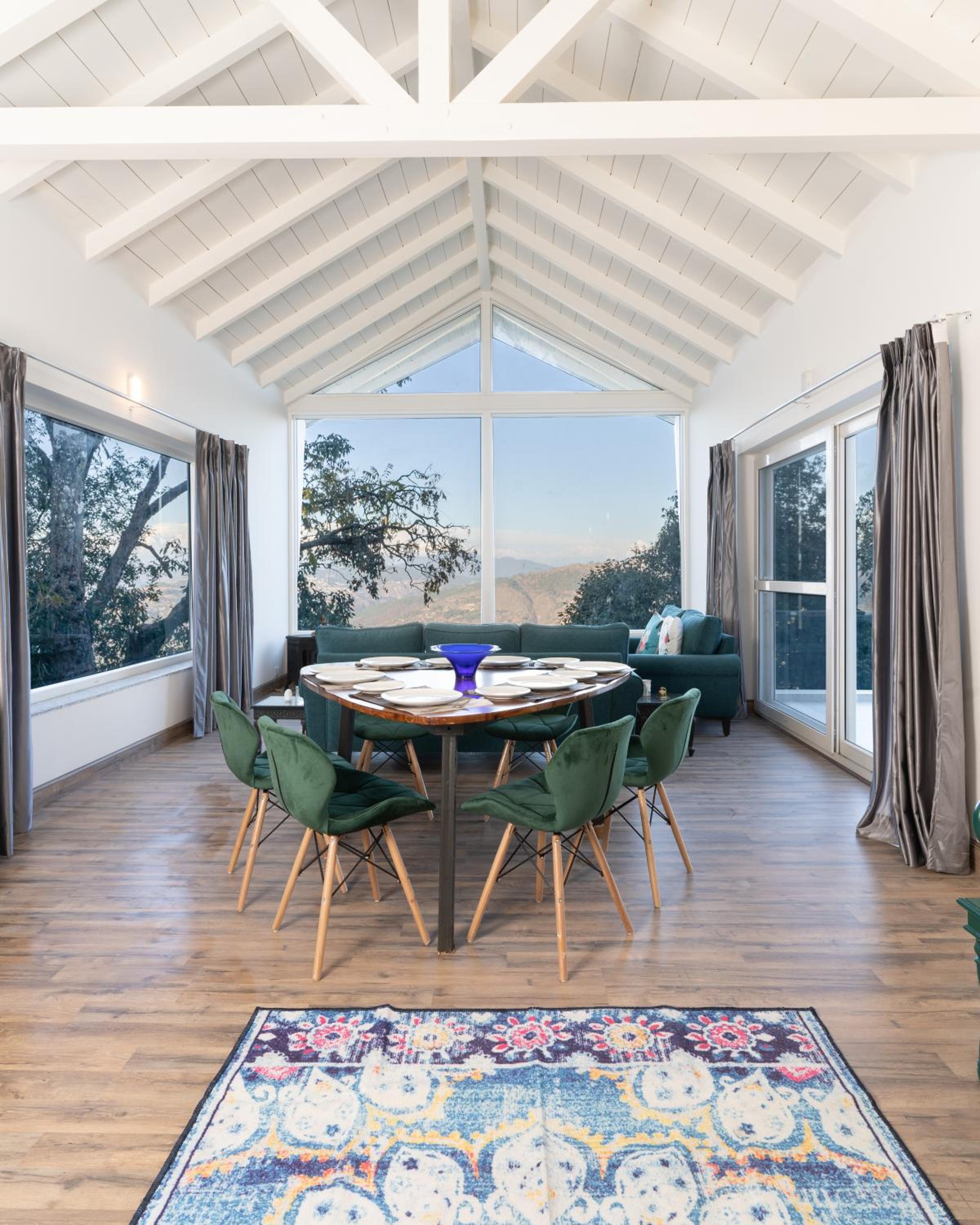 Nodo living - Modern Hill chalet with views of the Ranges view 3