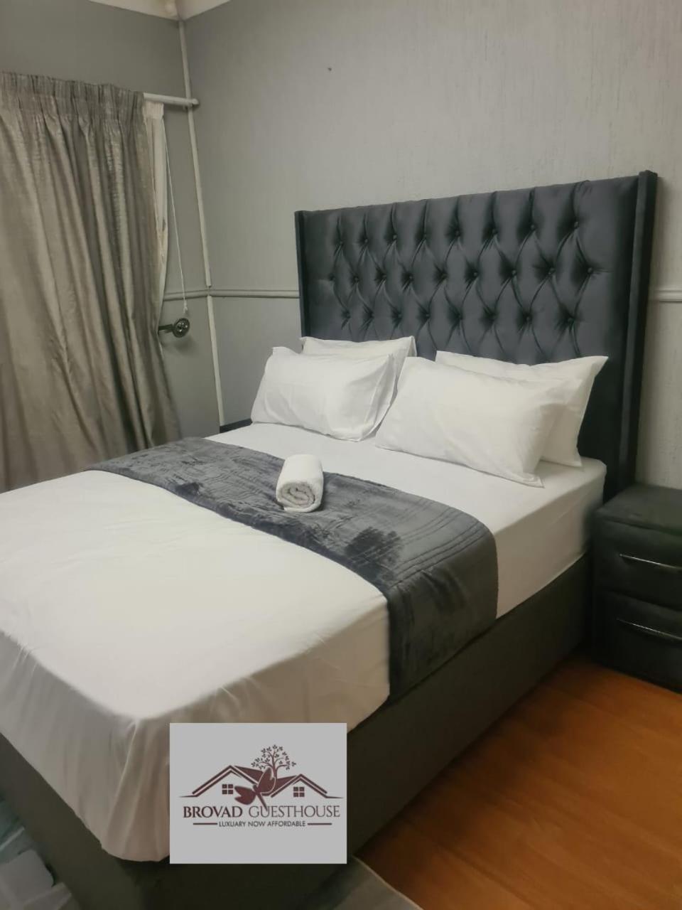 Brovad Guesthouse