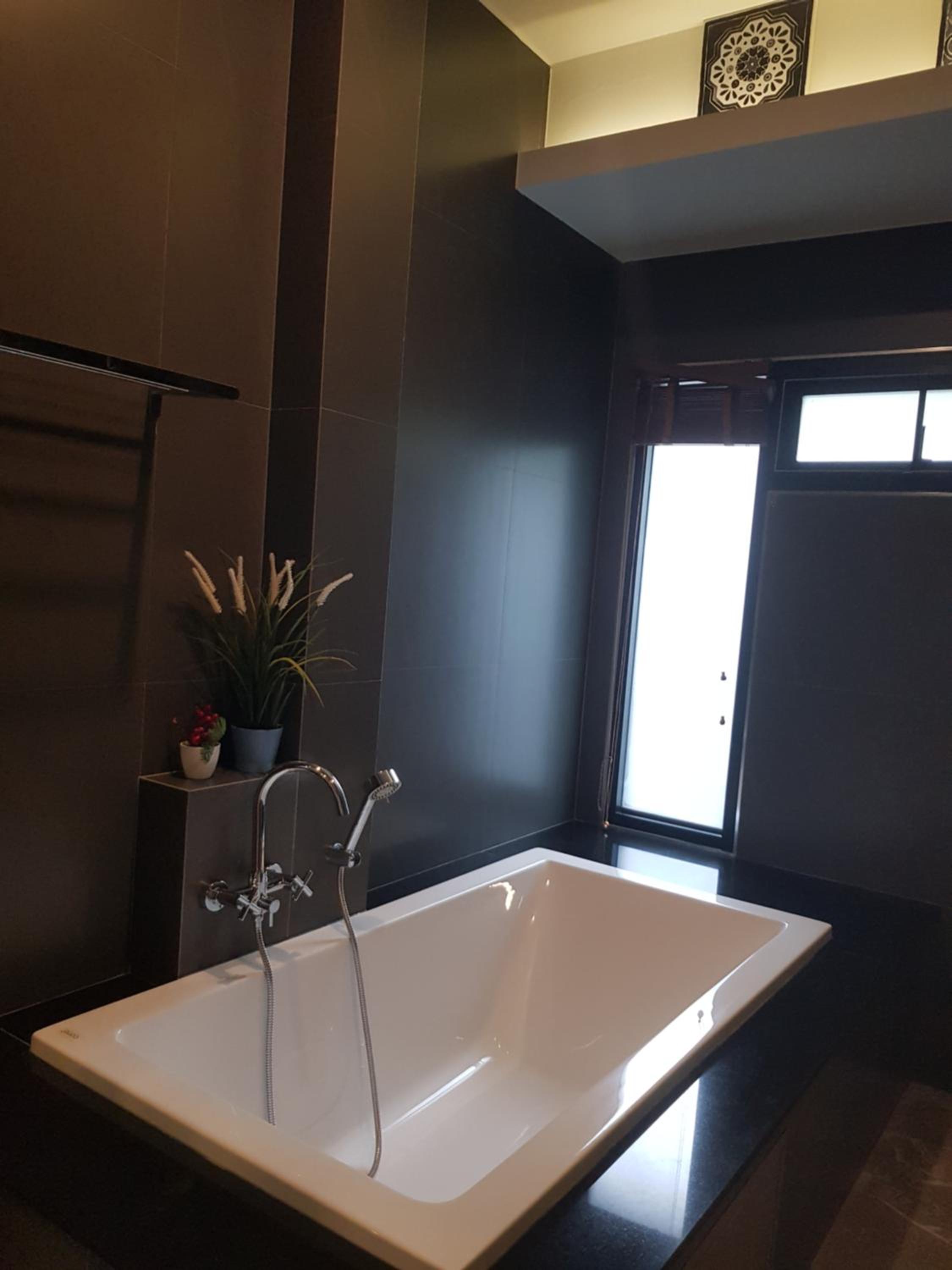 Nut & Non Pool Villa by Duangtham view 2