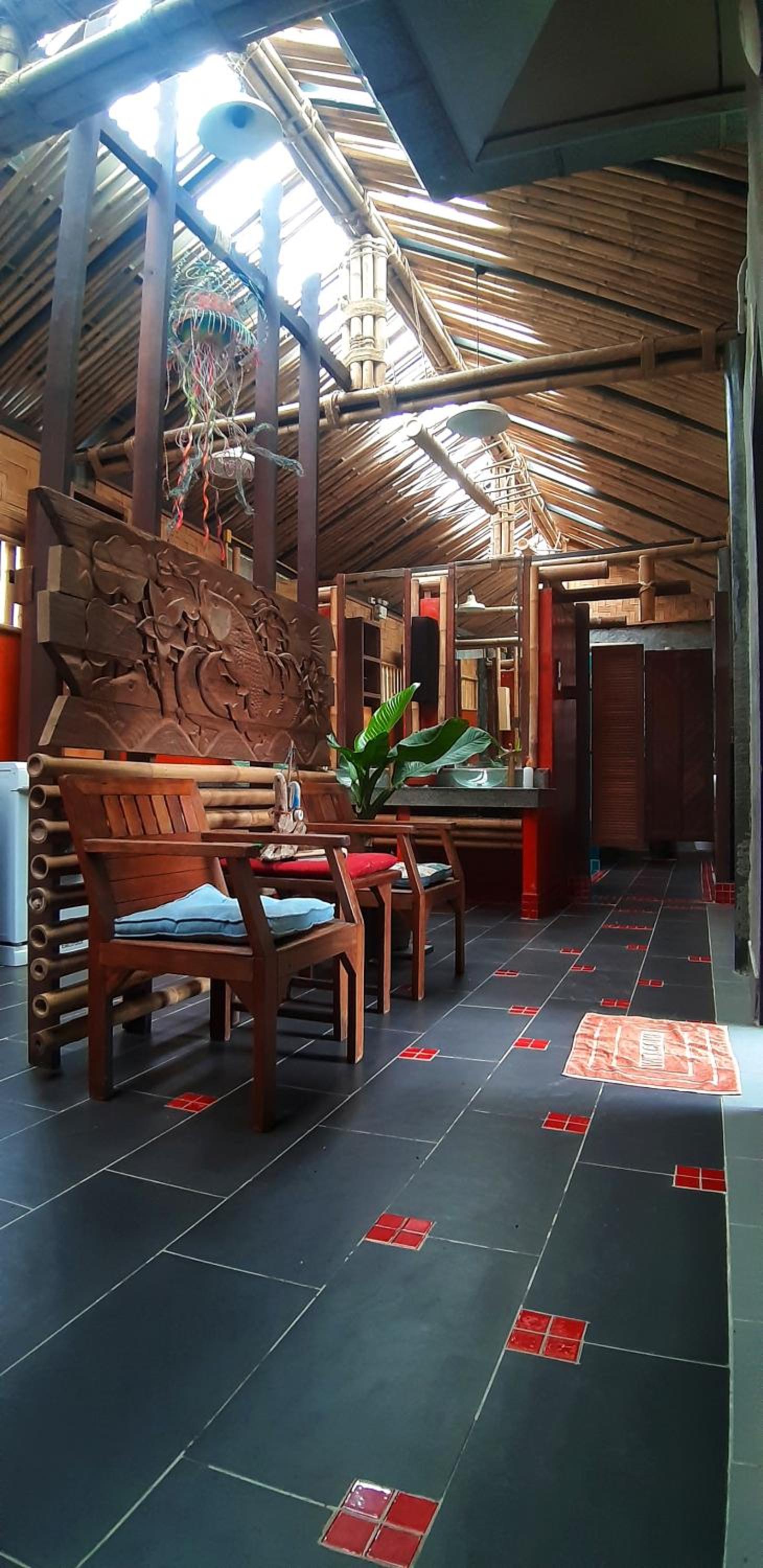Aha Lanta Cozy Hostel