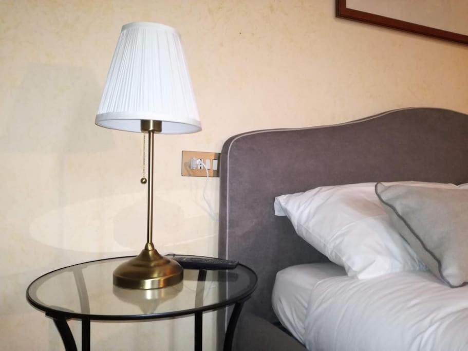 Apartment in a 1400s building in Via dei Coronari Piazza Navona