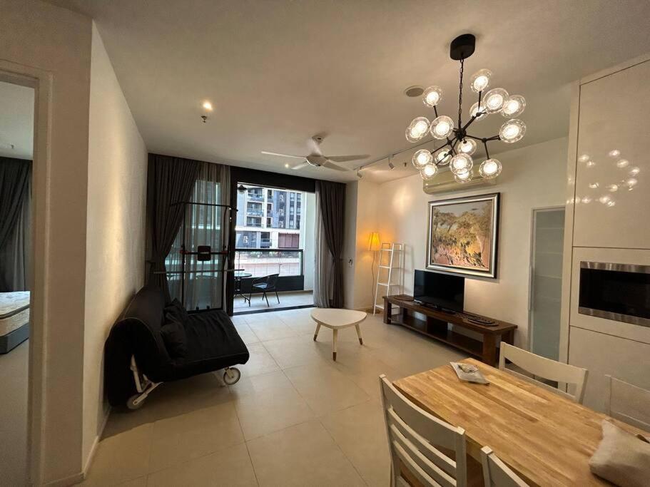 ArcorisMontKiara-2-6pax-Netflix-SuperFastInternet-Balcony