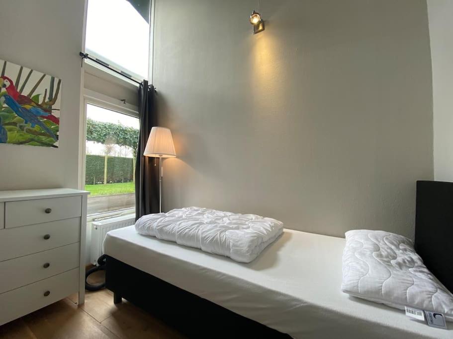 Grevelingenlaan 30,Modern ingerichte Bungalow aan de Grevelingen,