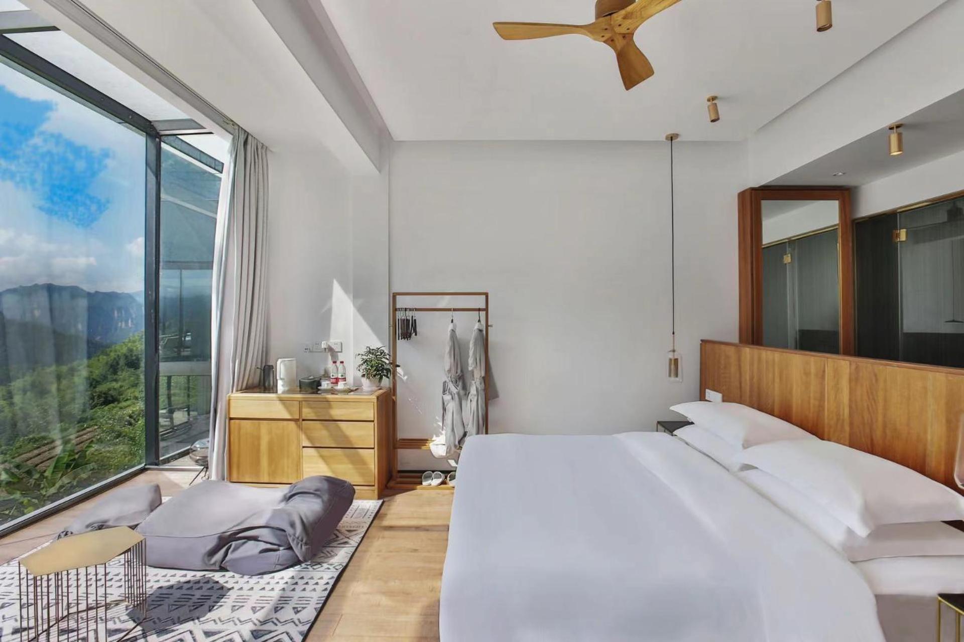 Zhangjiajie national park Purespace --2nights 1free pick-up&book tickets&5min to park