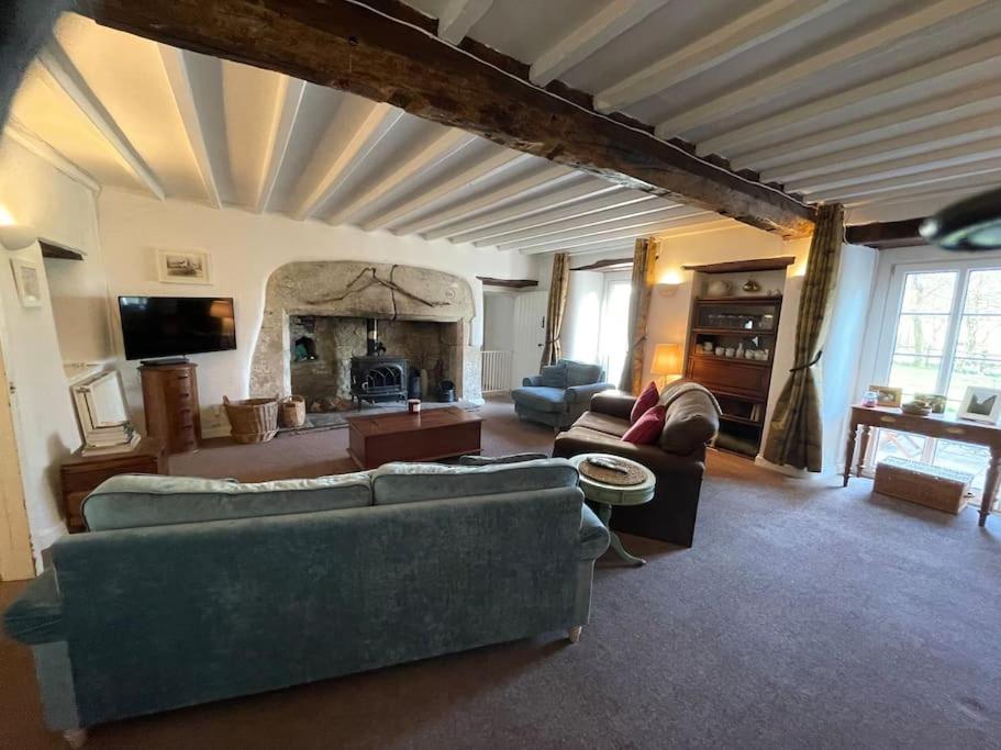 Entire country farmhouse