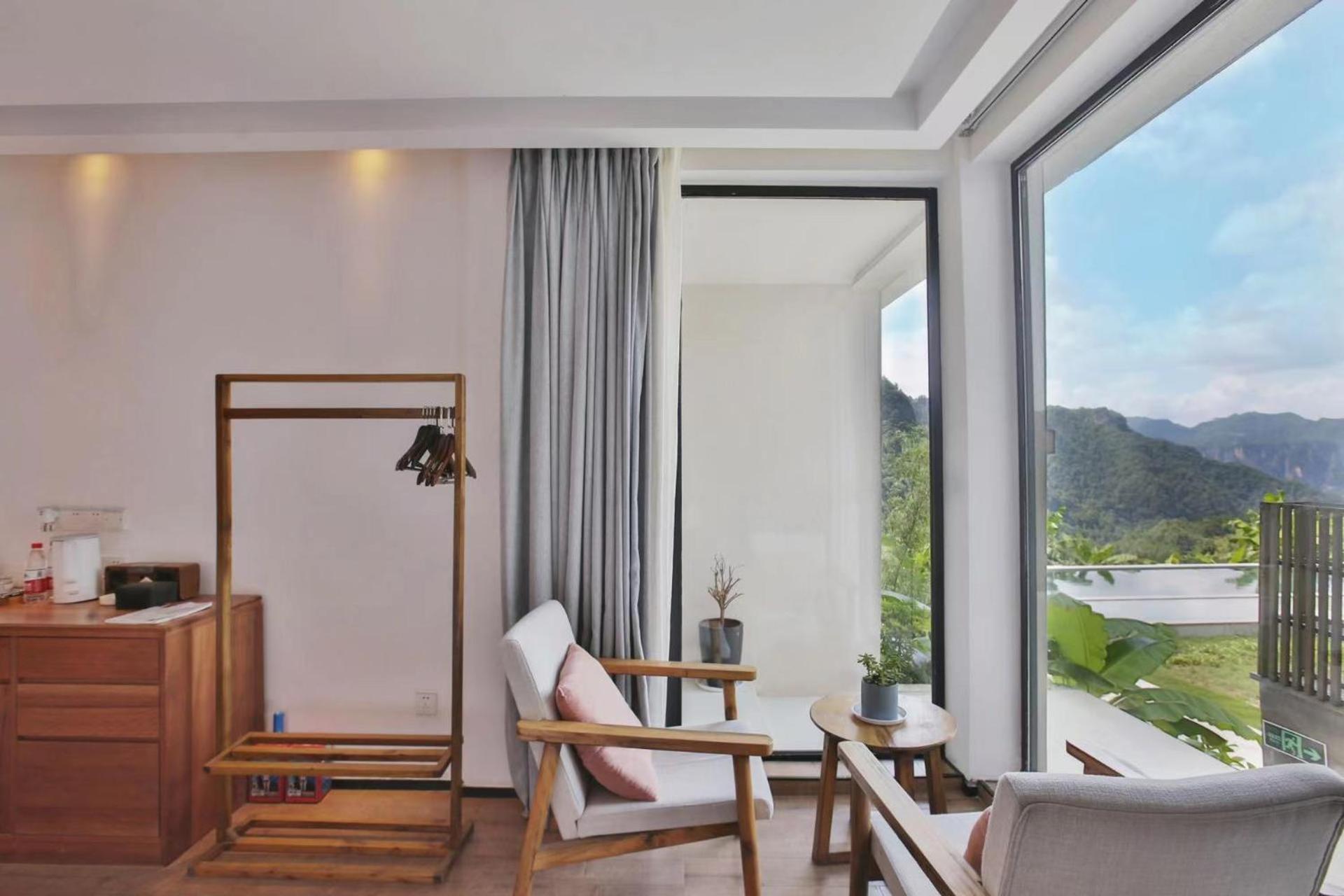 Zhangjiajie national park Purespace --2nights 1free pick-up&book tickets&5min to park