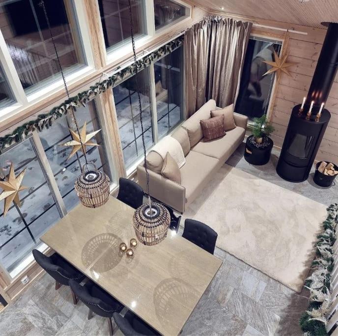 Levin Villa Aurora A