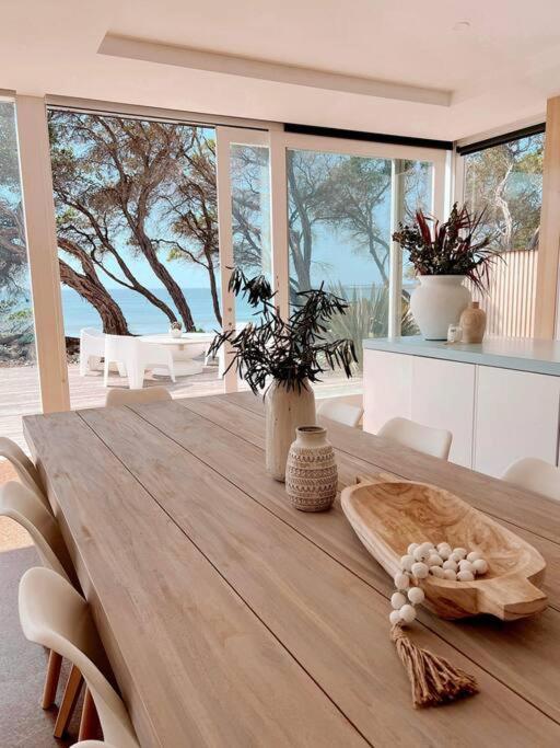 The Cove Beach Front Luxury House