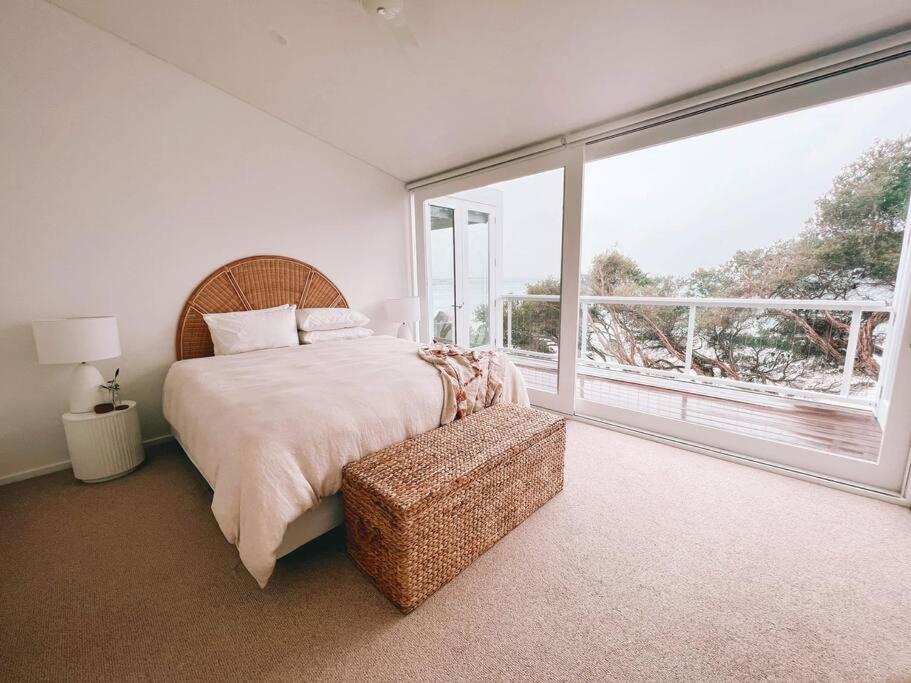 The Cove Beach Front Luxury House