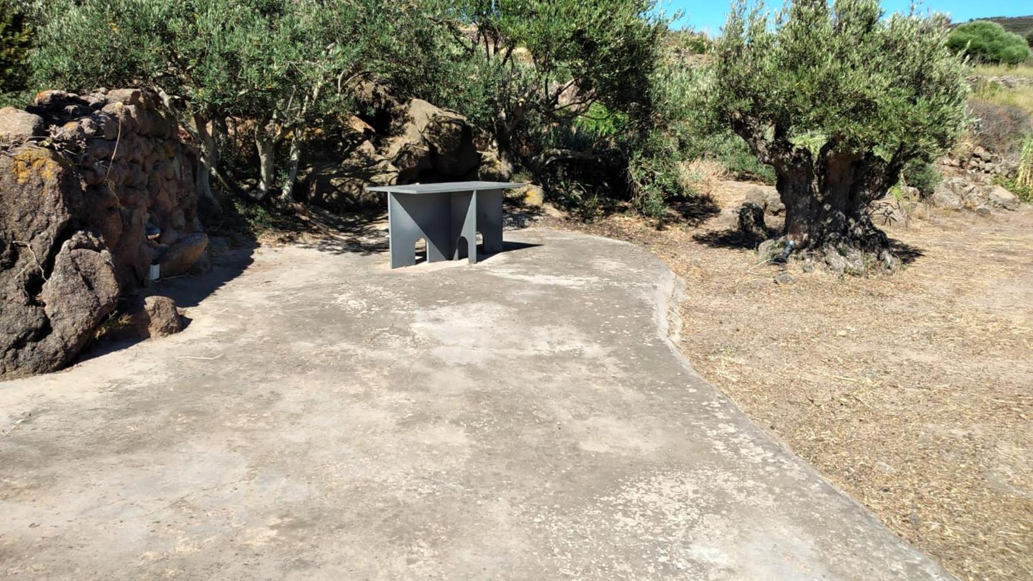 Dammusi IL SERRALH -Pantelleria-