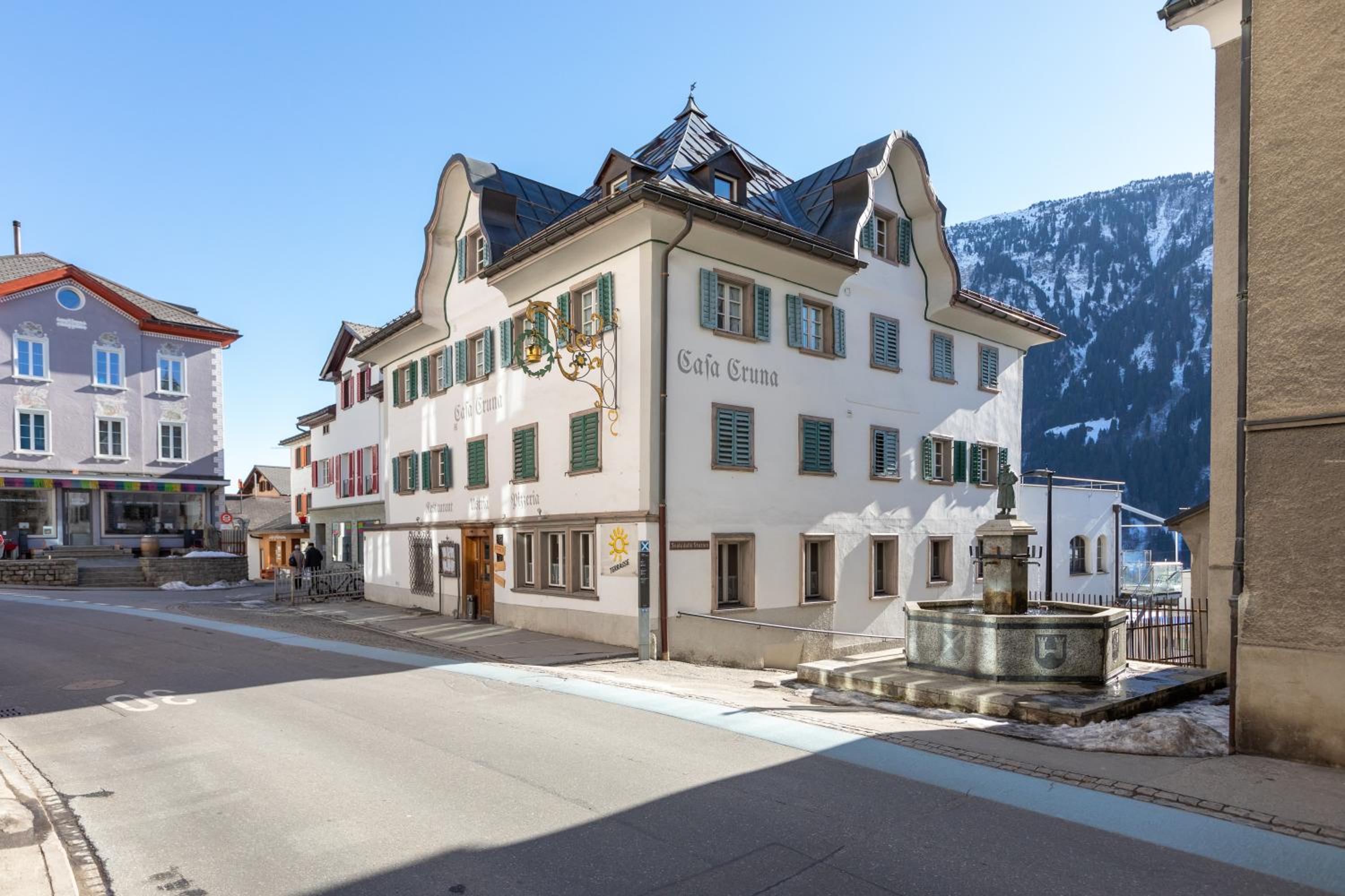 Backcountry Hotel*Super Premium
