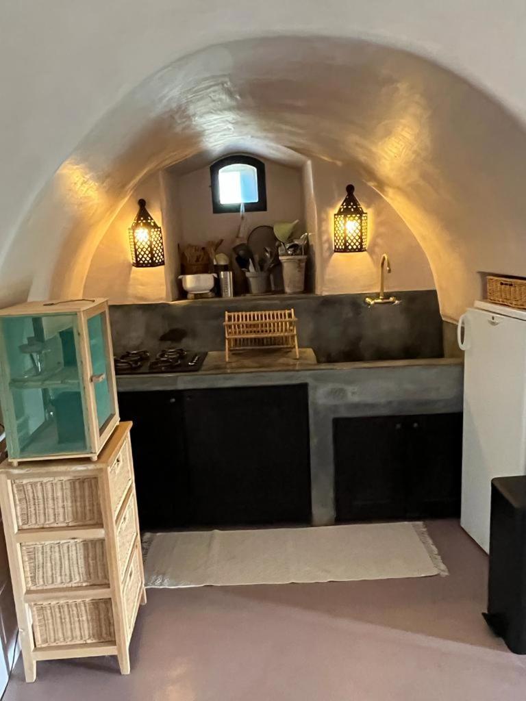 Dammusi IL SERRALH -Pantelleria-