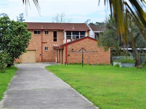 Waters Edge Golden Sunrise Two Bedroom Apartment Recent Reno