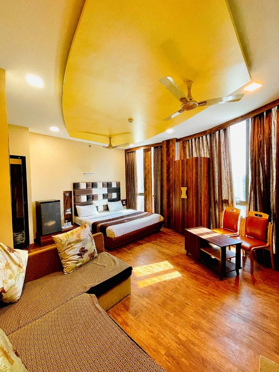 AVIRAHI HOTEL view 4