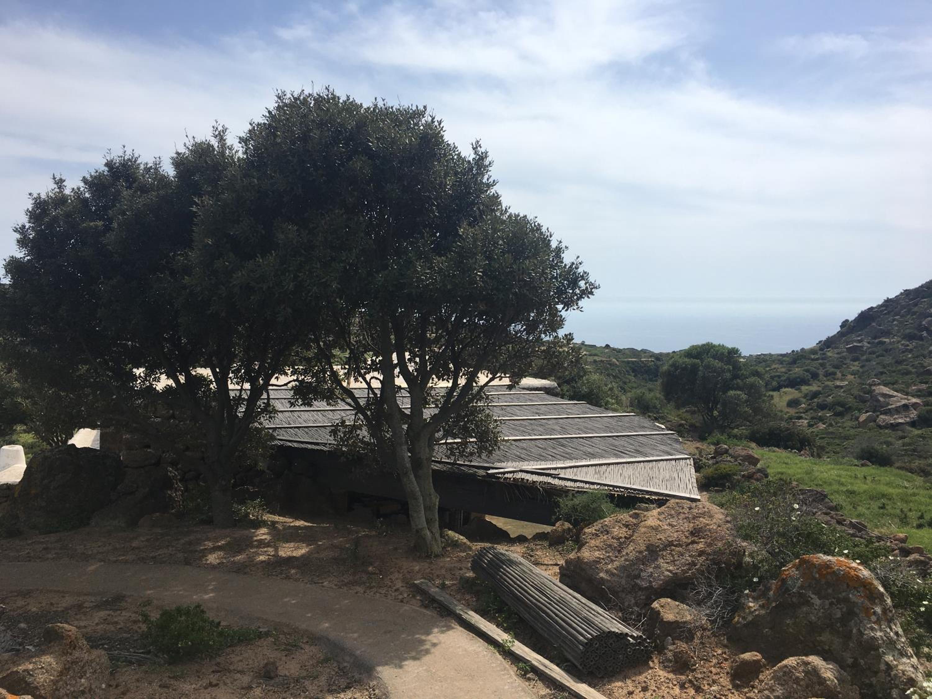 Dammusi IL SERRALH -Pantelleria-