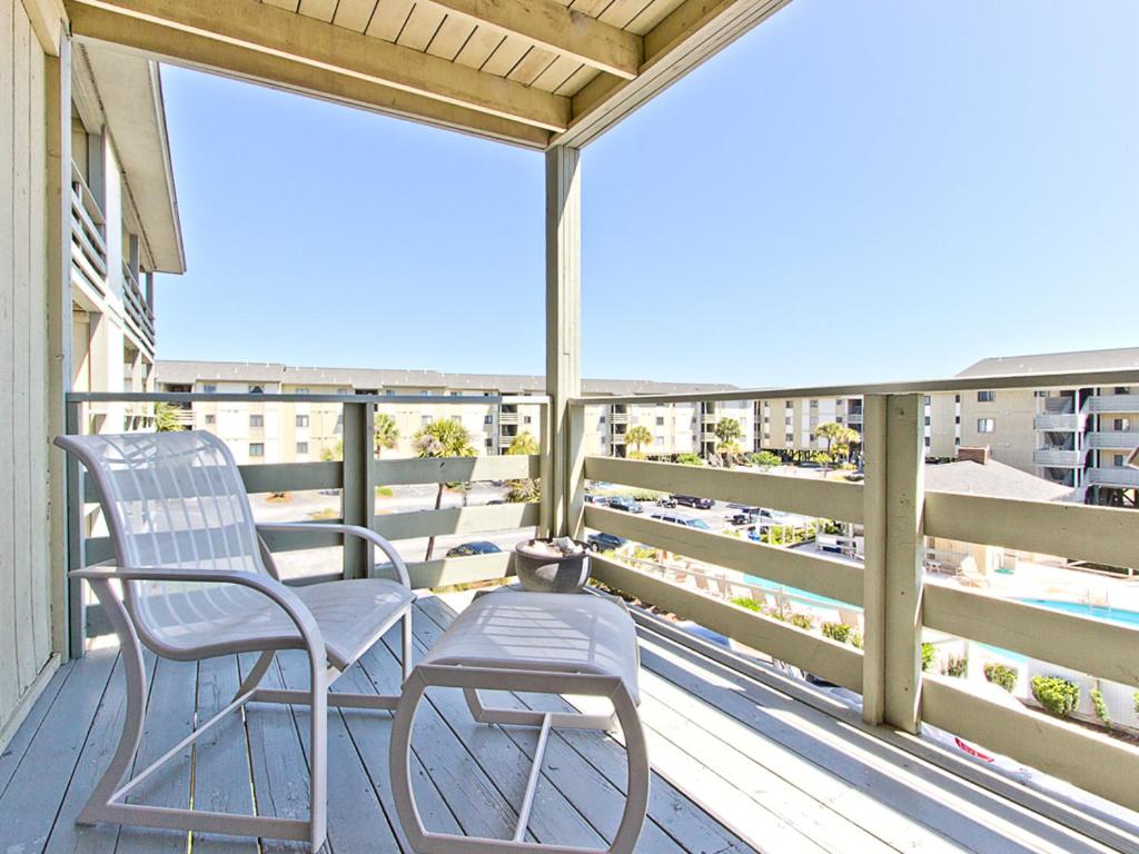 Lighthouse Point 4B view 4