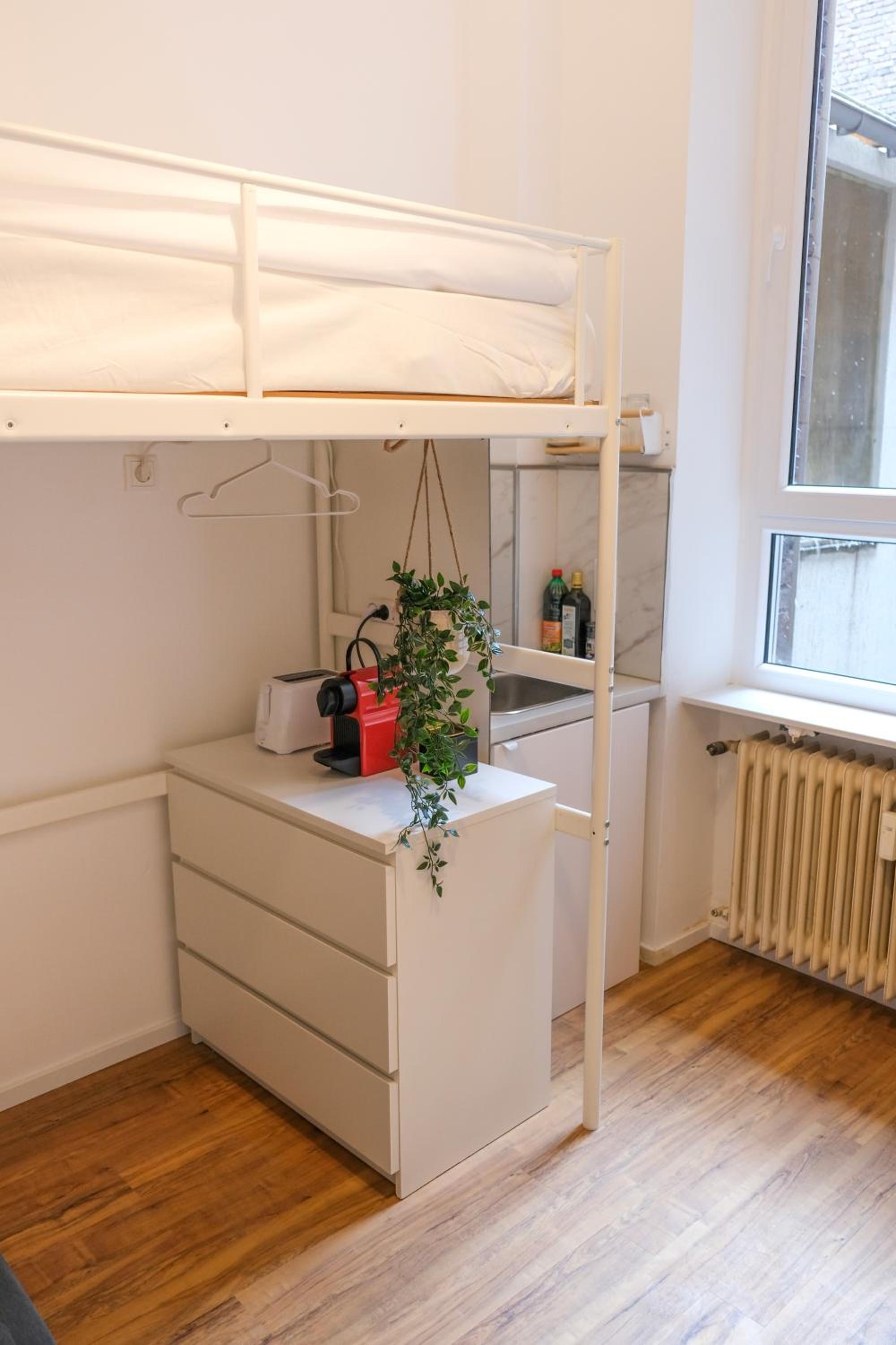 Honeybee Properties Ferienwohnungen Koblenz